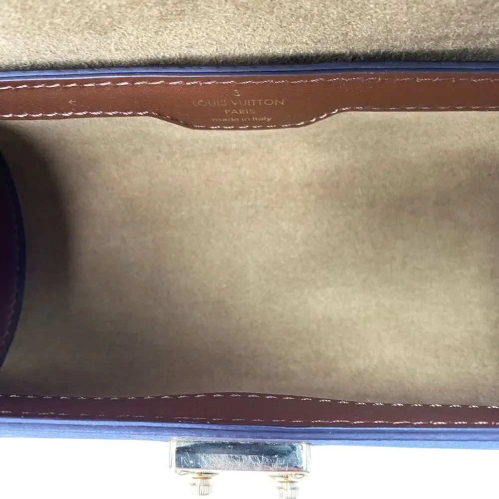 Louis Vuitton Women Pre-Loved Bag Very Good Condition